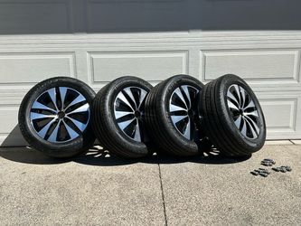 20” Rims + Tires Set of 4 275/50R20