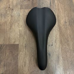 DDK Saddle