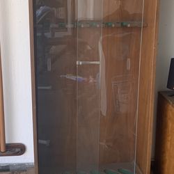 Vintage Rifle Storage 