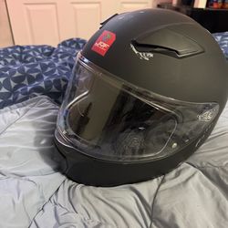 Motorcycle helmet