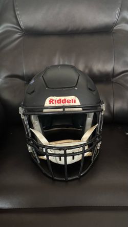 Football speed flex helmet