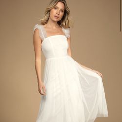 White Lulus Dress 
