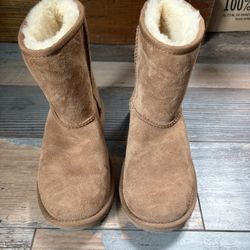 Big Kid’s UGG Classic II Boot 