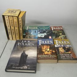10 Book J. R. R. Tolkien Lot : The Lord Of The Ring  + The Hobbit Assortment. In good condition. Please note that box set only 3 will fit. I think the
