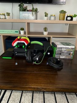 Xbox One Edition + Accessories