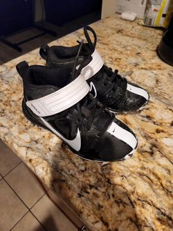 Baseball Cleats 11c $25
