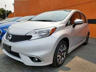 2015 Nissan Versa 2000 enganche