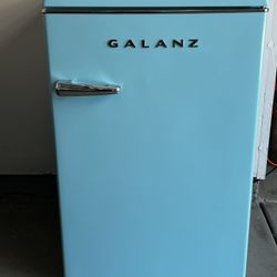 Mini Refrigerator 