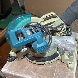 12” Makita Miter Saw 