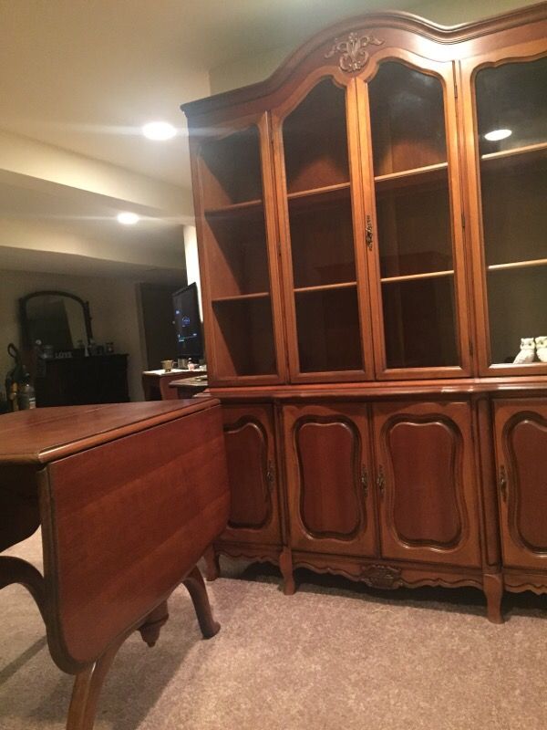 JB Van Sciver dining room set