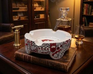 Alec Bradley Large Ceramic Cigar Ashtray - Live True Graffiti Art 4 Rest 8"