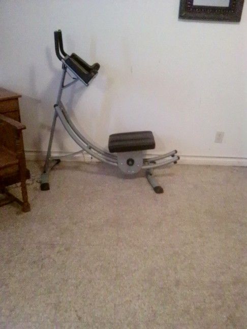 AbCoaster Workout Machine Brand New Never Been Used Selling It For $200 It Cost Me $600 But I'm Selling It For $200 You Do Need A Truck To Pick It Up