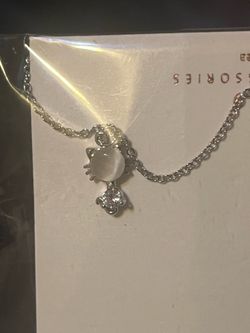 Cat pearl necklace