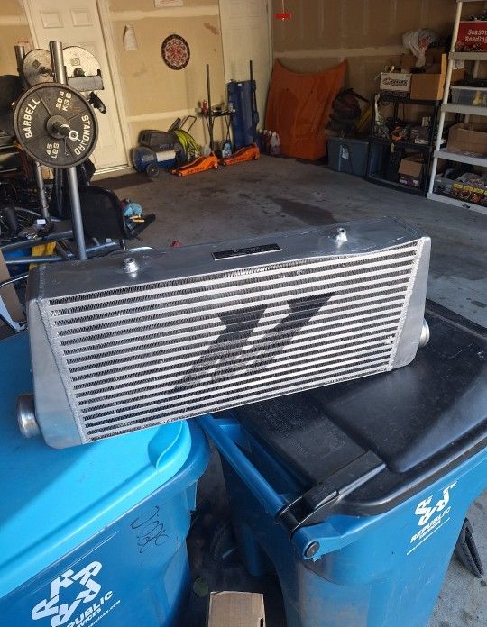 Mishimoto R Line Intercooler