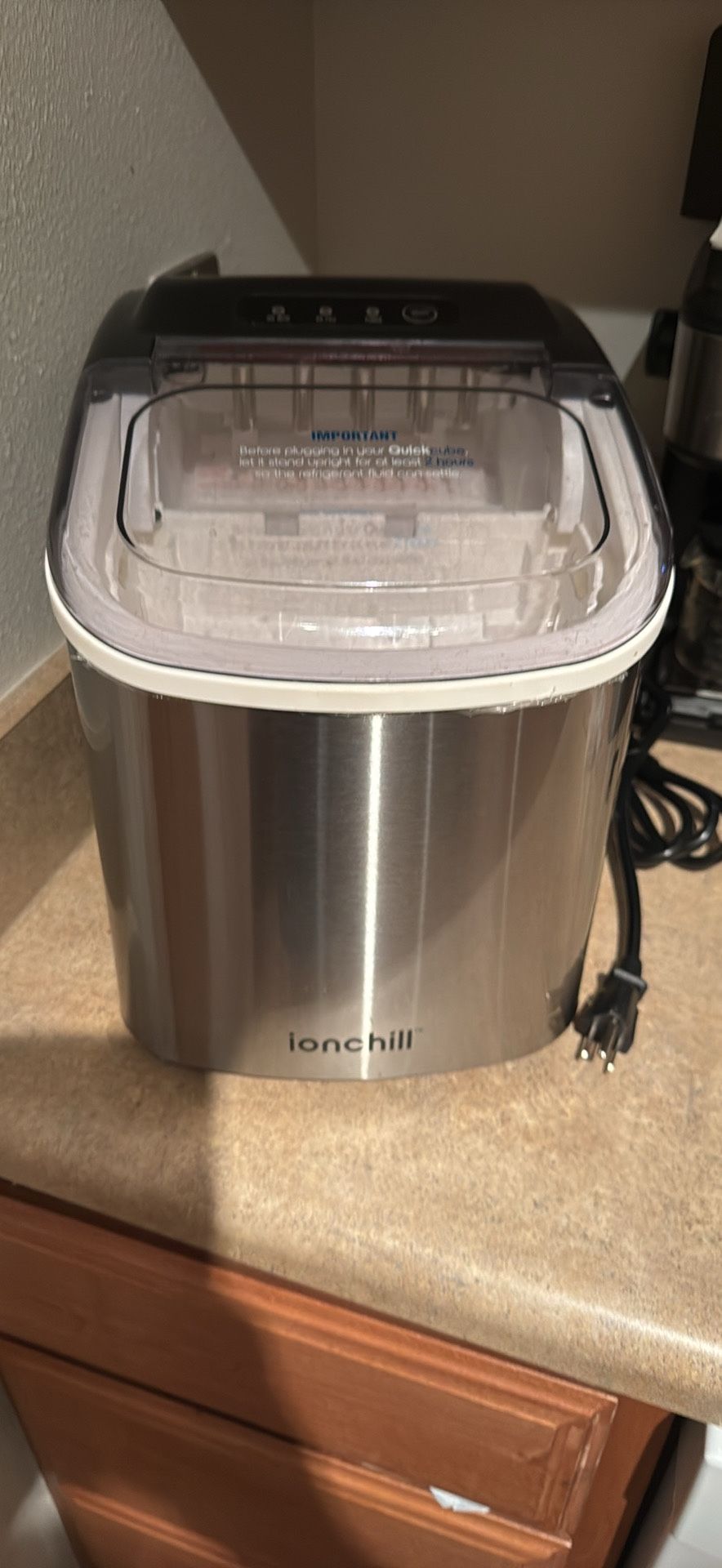 Ionchill Counter Ice Maker