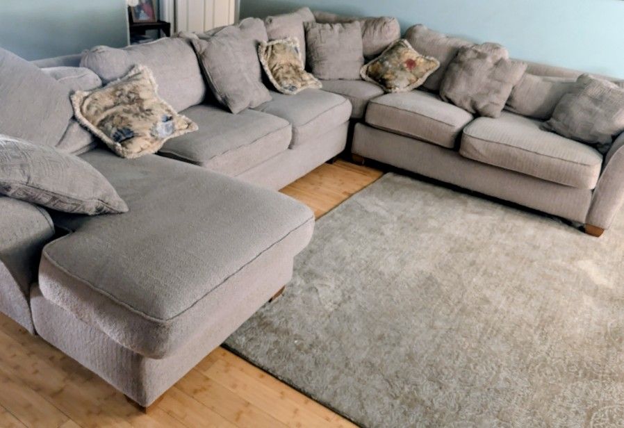 Sofa/Couch 