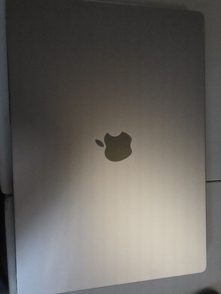 MacBook Pro M1 16 Gb RAM 1 Tb SSD Like New