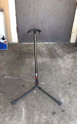 Guitar stand
