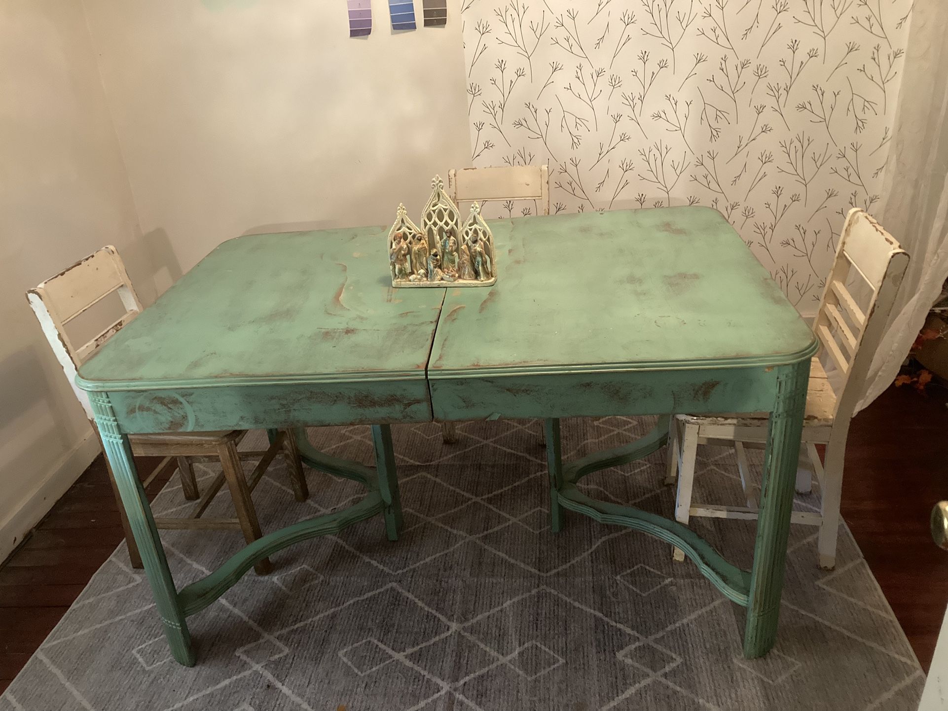 Vintage/antique Dining Room Table