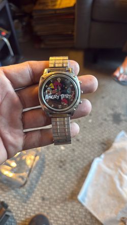 Angry birds watch