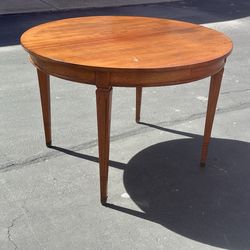 Round  Table-antique