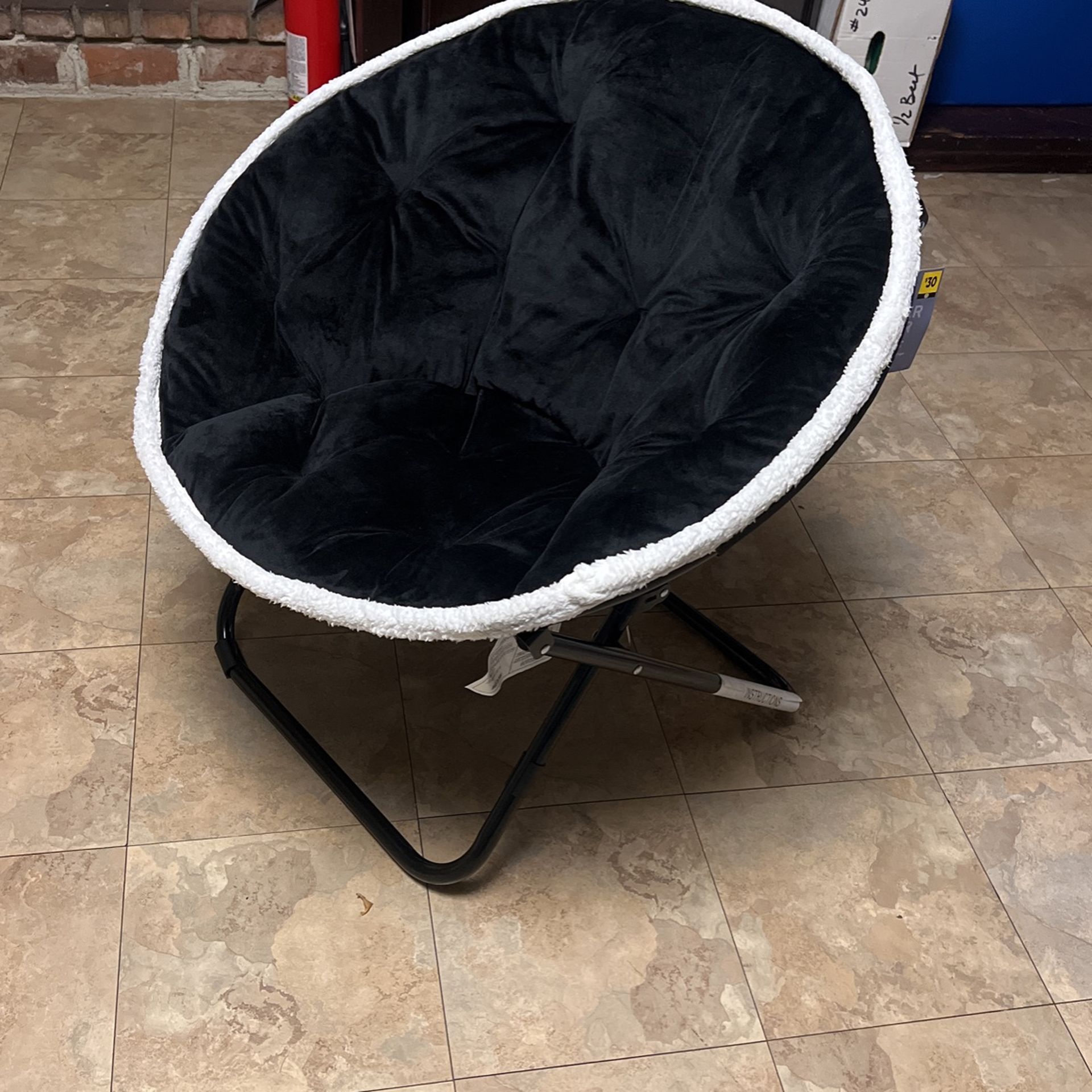 Saucer Chair