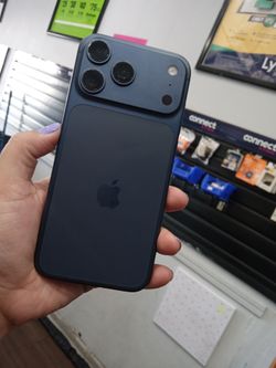 Iphone 17 pro Max tmobile only256gb
