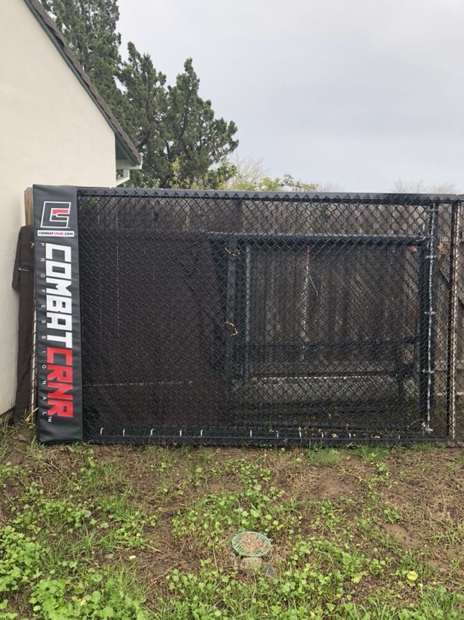 3 full size mma cage panels with corner pads/bag stands