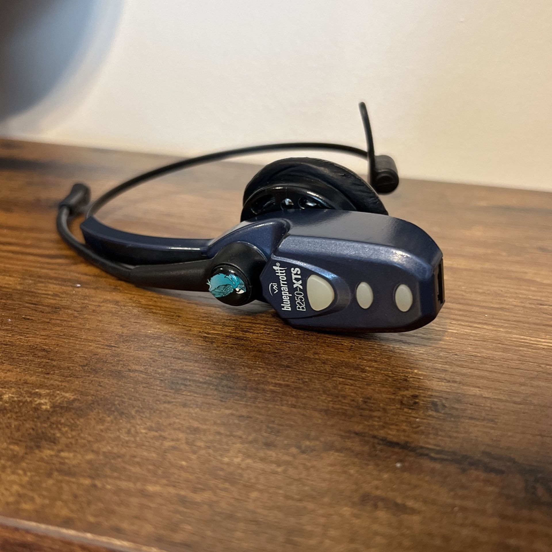 Blue parrot Speaker Headset For Truck Drivers, Dispatchers