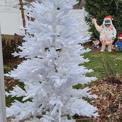 7 Ft White Christmas Tree Non-lit Indoor