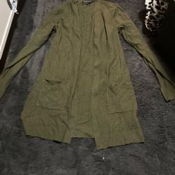 Woman’s Open Front Sweater 