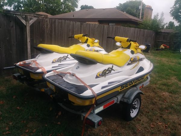 1999 seadoo gsx jetski