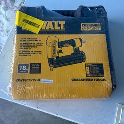 Dewalt 18 Ga Precision Point Brad Nailer