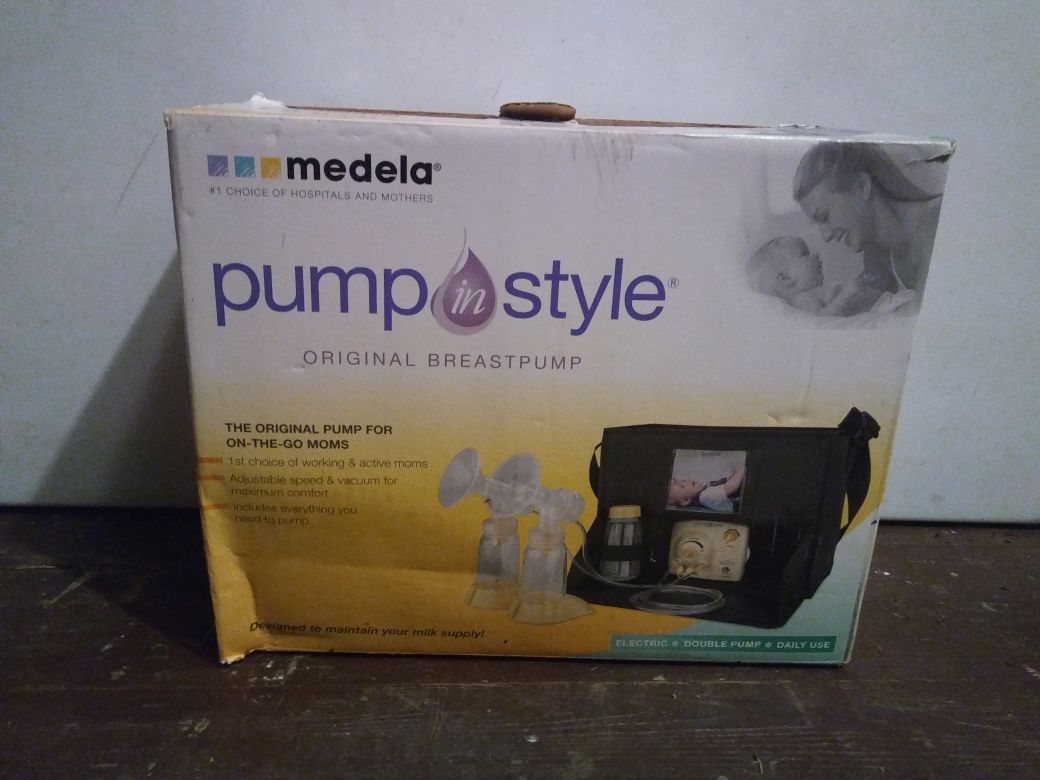 Hardly ever used breast pump. In very good condition.
