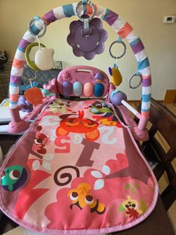 Play Gym with Tummy Time Mat