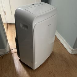 Portable deluxe, white air conditioner