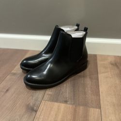 Black Chelsea Leather Boots, Size: Women’s 8