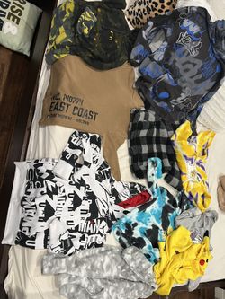Boys Sweatshirts/ Hoodies Size 10/12