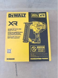 DEWALT 20V MAX XR Lithium-Ion Electric Cordless 18-Gauge Brad Nailer (Tool Only)