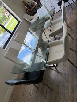 Global Furniture USA Glass Dining Table with 8 Chairs
