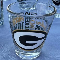 GREEN BAY PACKERS SHOT GLASS