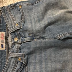 LEVIS CURVE JEANS 
