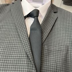 Men’s Suit