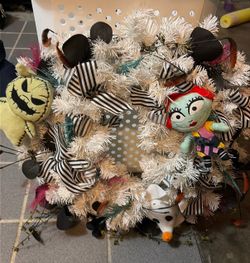Nightmare Before Christmas Custom Wreath - Jack Sally Oogie Zero White Tinsel Decor