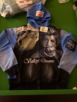 Valley Dreams 2000 Graphic Zip-Up Hoodie