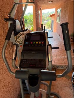 Freemotion elliptical