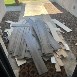 Vinyl/ Baseboard 