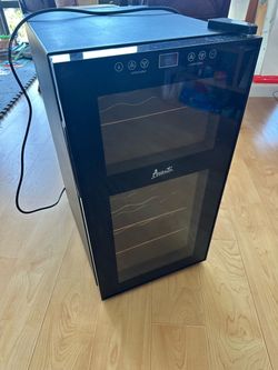 Wind cooler - Avanti 18 bottles - perfect