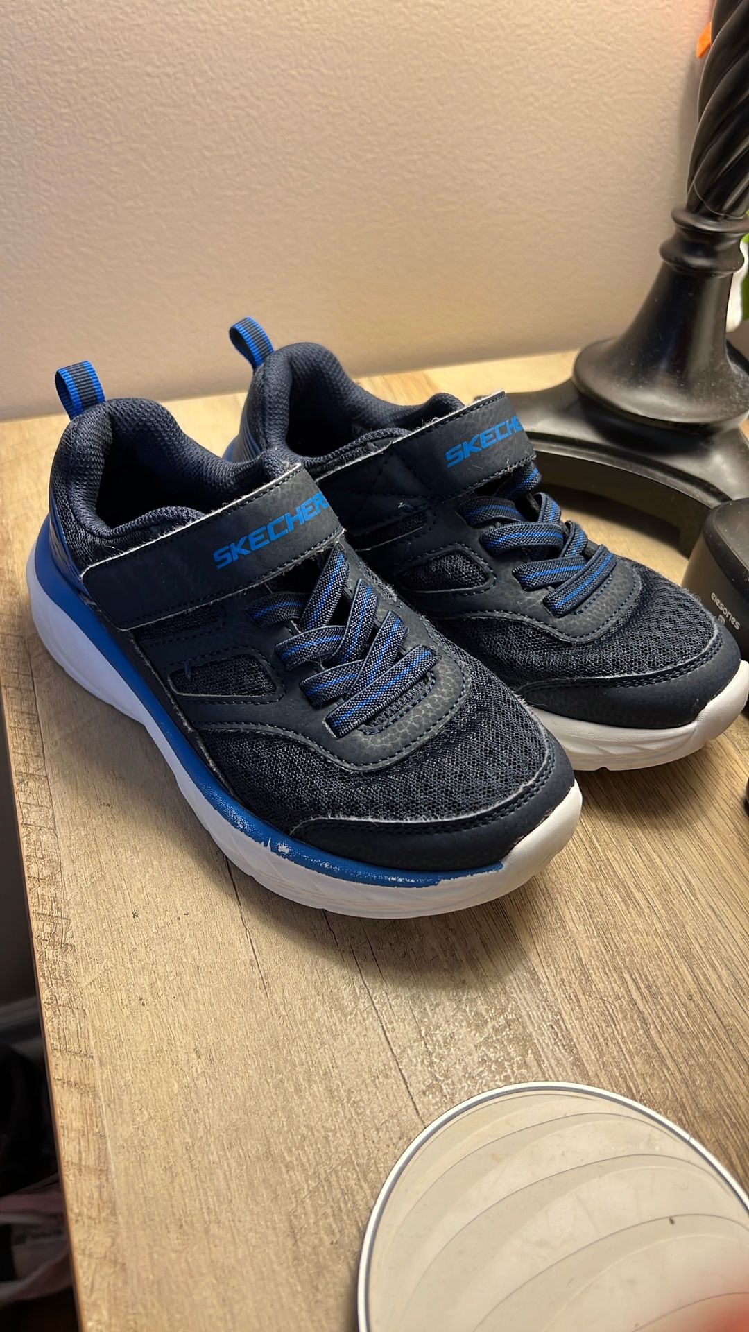 Boys Skechers Shoes Size 1
