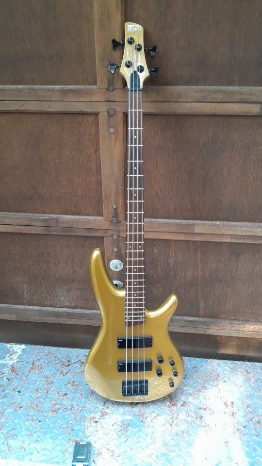 ibenez 4 string electric bass